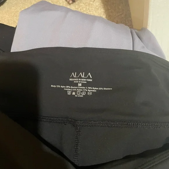 ALALA x Revolve Color Block Reef Tights - Picture 3 of 5